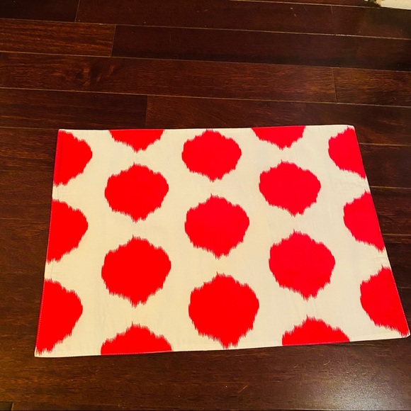 4 NWT Fete Placemats Red and White 14” x 20” 100% Cotton - Picture 4 of 4
